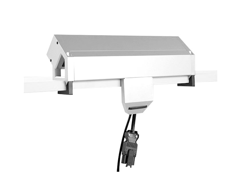Bachmann Desk 2 Zubehör versteckte Kabelführung, weiß (918.106) Anwendungsbeispiel Bachmann Desk 2 Zubehör versteckte Kabelführung, weiß (918.106) Anwendungsbeispiel