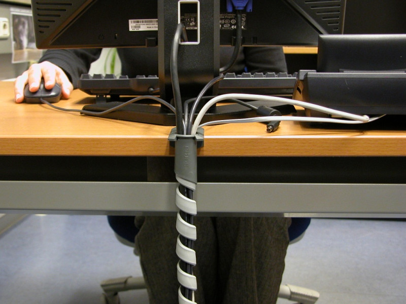 Serpa Kabelwendel Zubehör-Set Tischbefestigung