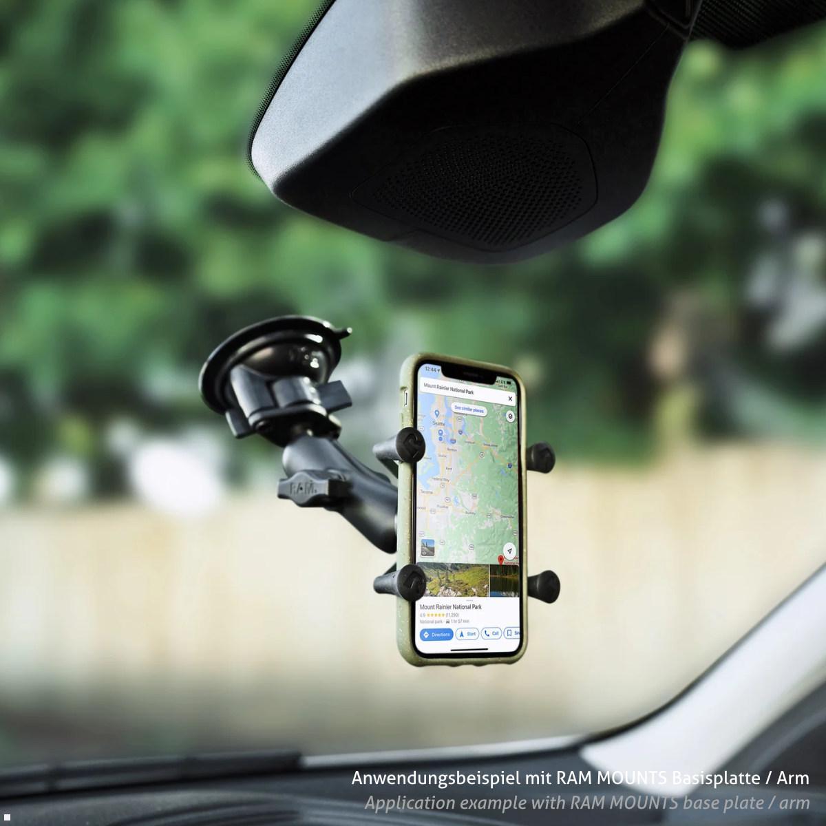 RAM Mounts X-Grip Smartphone Halteklammer, B-Kugel (RAM-HOL-UN7BU), schwarz Anwendungsbeispiel KFZ RAM Mounts X-Grip Smartphone Halteklammer, B-Kugel (RAM-HOL-UN7BU), schwarz Anwendungsbeispiel KFZ