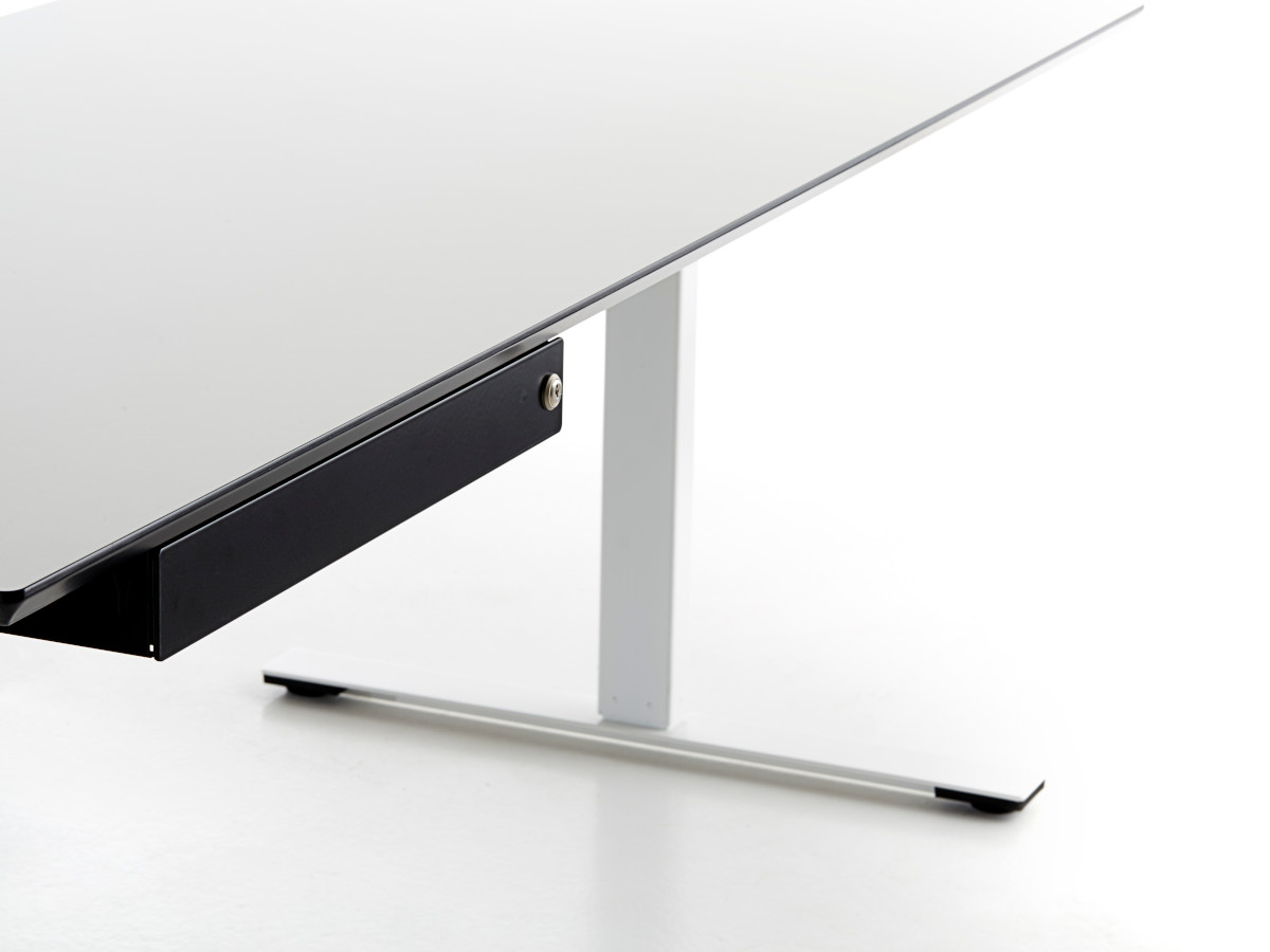 MonLines NTH002A Laptop Schublade rutschfest, inkl. Schloss, Aluminium Anwendungsbeispiel Office Desk MonLines NTH002A Laptop Schublade rutschfest, inkl. Schloss, Aluminium Anwendungsbeispiel Office Desk