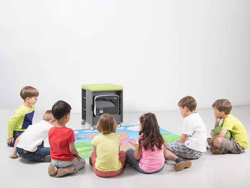 i3 Technologies mobile Bodenprojektion i3LIGHTHOUSE in Vorschule