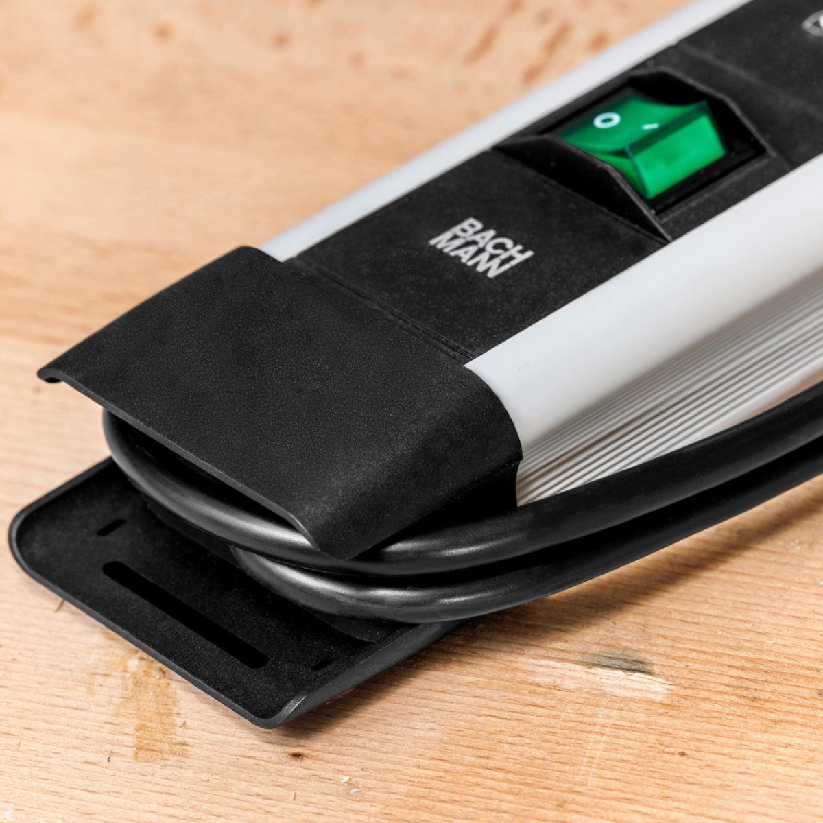 Bachmann CONNECTUS 6x Steckdose, 1x Schalter, 2m Zuleitung (BM005905), Kabelaufwicklung