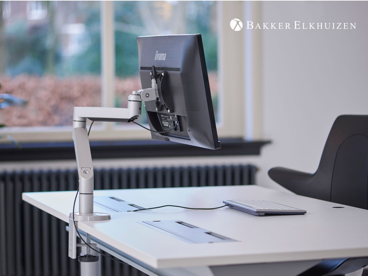 BakkerElkhuizen Premium Office Monitor Tischhalterung Klemme bis 32 Zoll, silber Anwendung Office