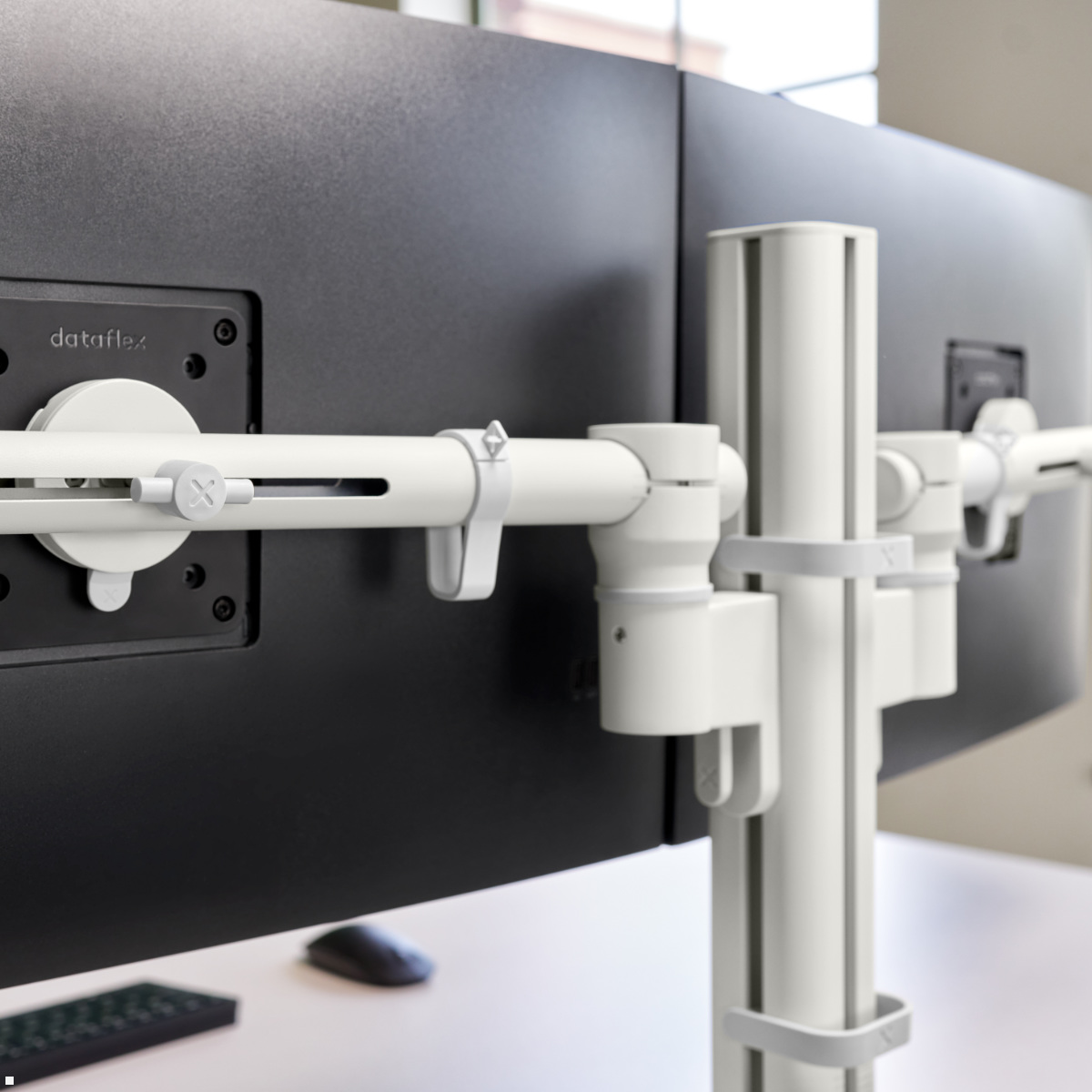 Dataflex Viewgo modular Monitorhalterung für 2 Monitore bis 32 Zoll