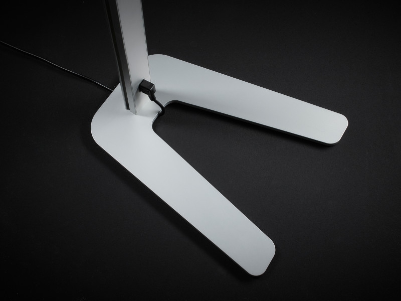 Novus Attenzia space+ LED Stehleuchte drehbar 3000K, weiß (730+4191+000) Standfuß Novus Attenzia space+ LED Stehleuchte drehbar 3000K, weiß (730+4191+000) Standfuß