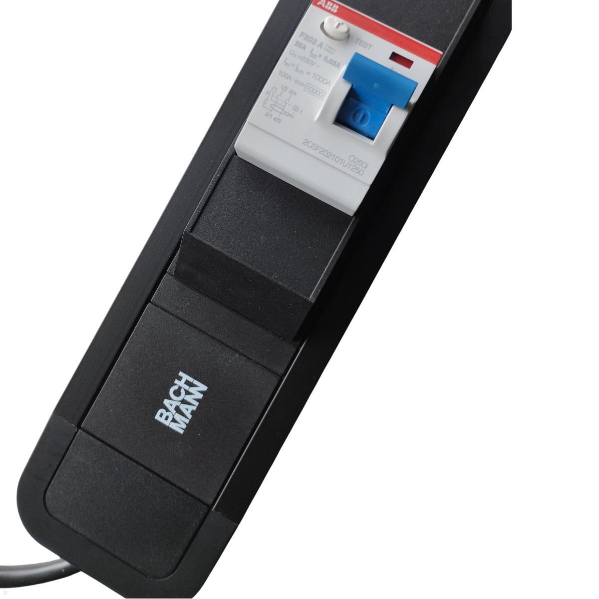 Bachmann PRIMO 2 6-fach Steckdosenleiste CEE7, Detailabild