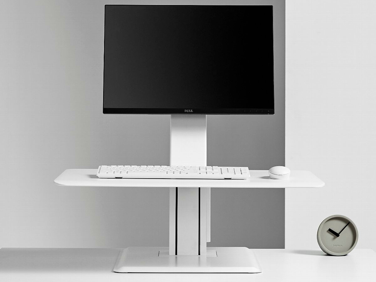 Humanscale QuickStand Eco Single Steh-Sitz Arbeitsplatz, weiß Anwendungsbeispiel Home Office Humanscale QuickStand Eco Single Steh-Sitz Arbeitsplatz, weiß Anwendungsbeispiel Home Office