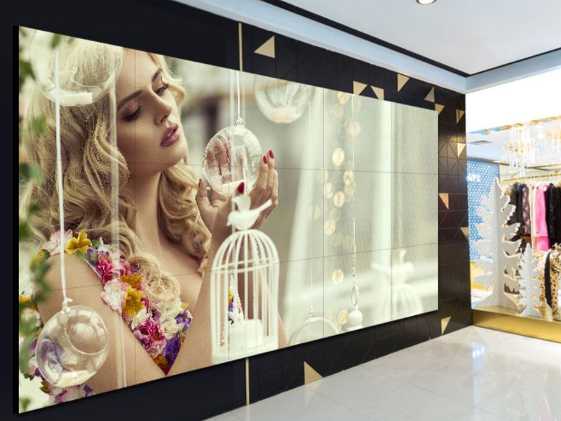 Hyundai D46SFN Indoor Display Videowall 46" FullHD Anwendung Kaufhaus